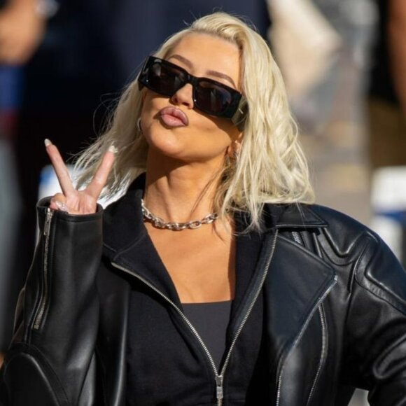 NEW Saint Laurent SL654 001 Black Dark Grey Rectangle Women Sunglasses - Picture 14 of 14